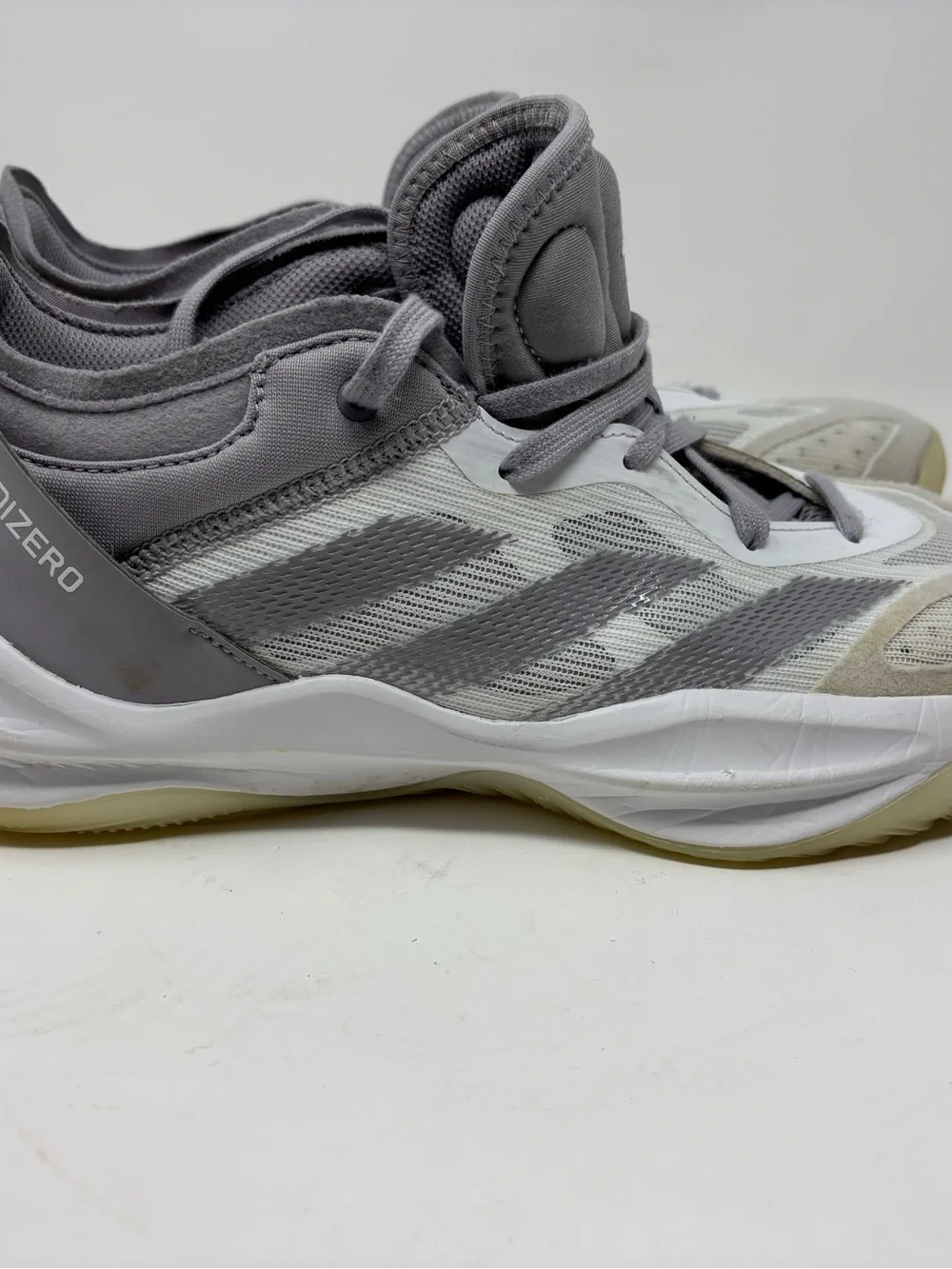 adidas Adizero Select 2.0 Cloud White/Glory Grey Men's Lace Up Low Top IG6684